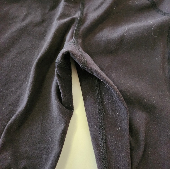 Lululemon Gather and Crow Crop with Back Slits size 4 - Picture 6 of 6